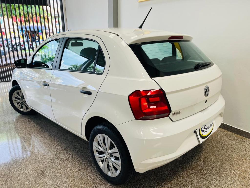 VOLKSWAGEN Gol - Foto