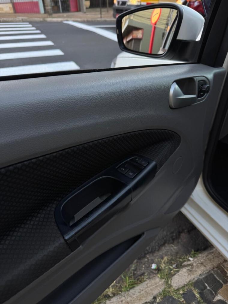 VOLKSWAGEN Gol - Foto