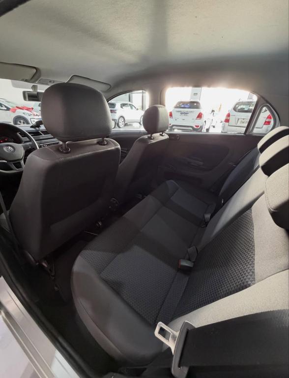 VOLKSWAGEN Gol - Foto