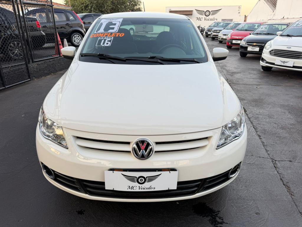 VOLKSWAGEN Gol - Foto