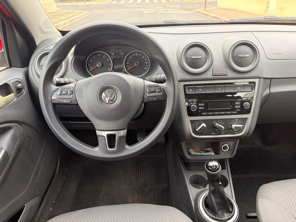 VOLKSWAGEN Gol - Foto