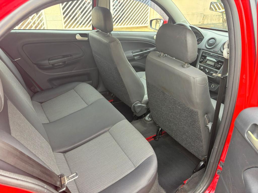 VOLKSWAGEN Gol - Foto