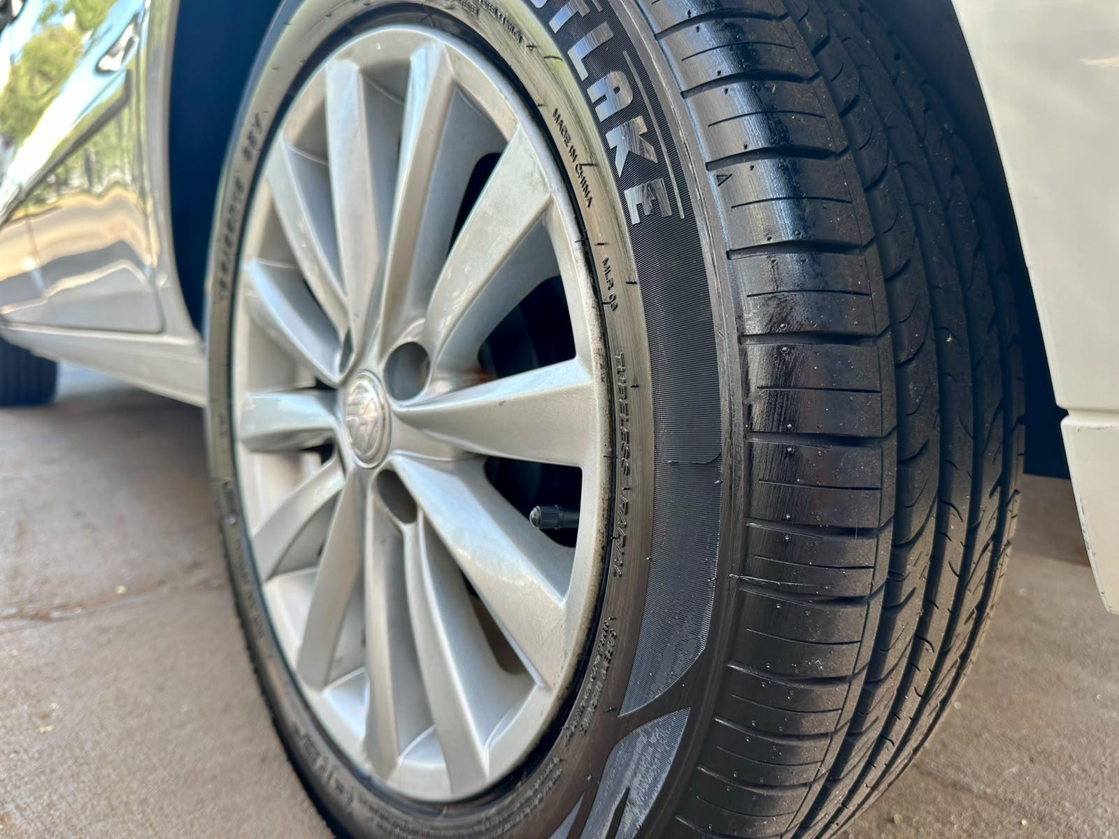 VOLKSWAGEN Gol - Foto