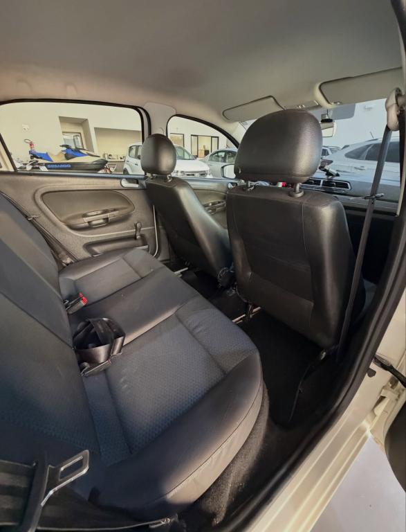 VOLKSWAGEN Gol - Foto