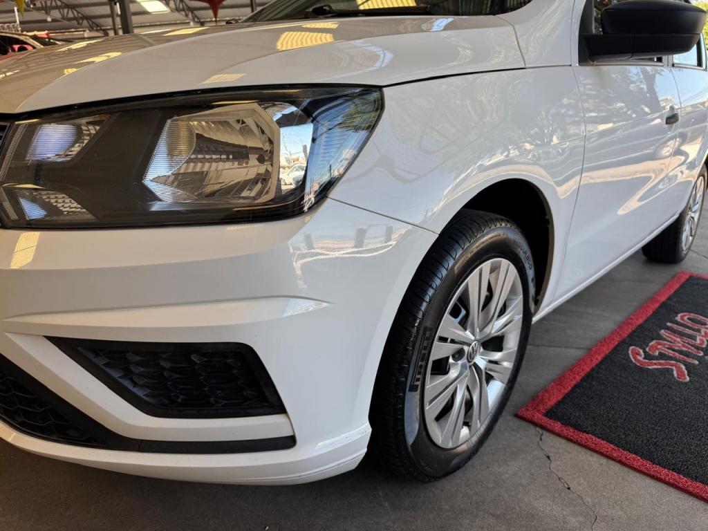 VOLKSWAGEN Gol - Foto