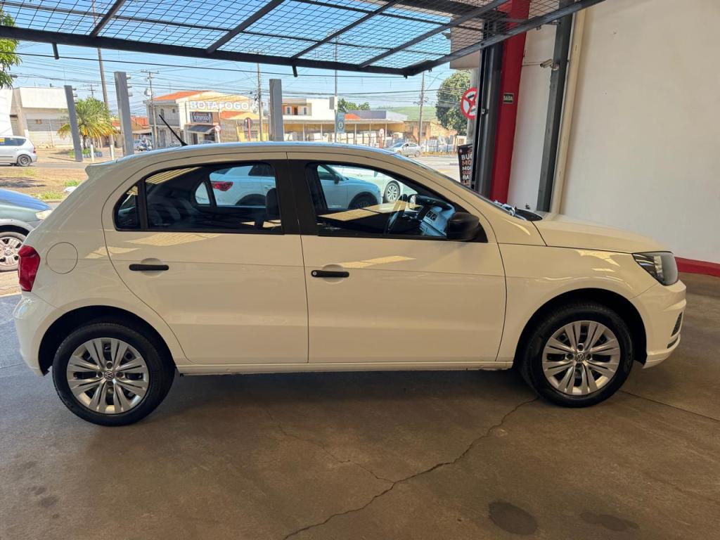 VOLKSWAGEN Gol - Foto