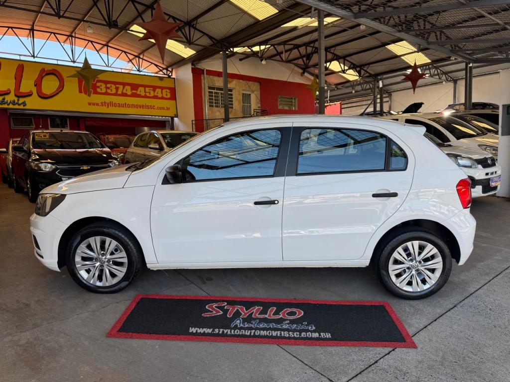 VOLKSWAGEN Gol - Foto