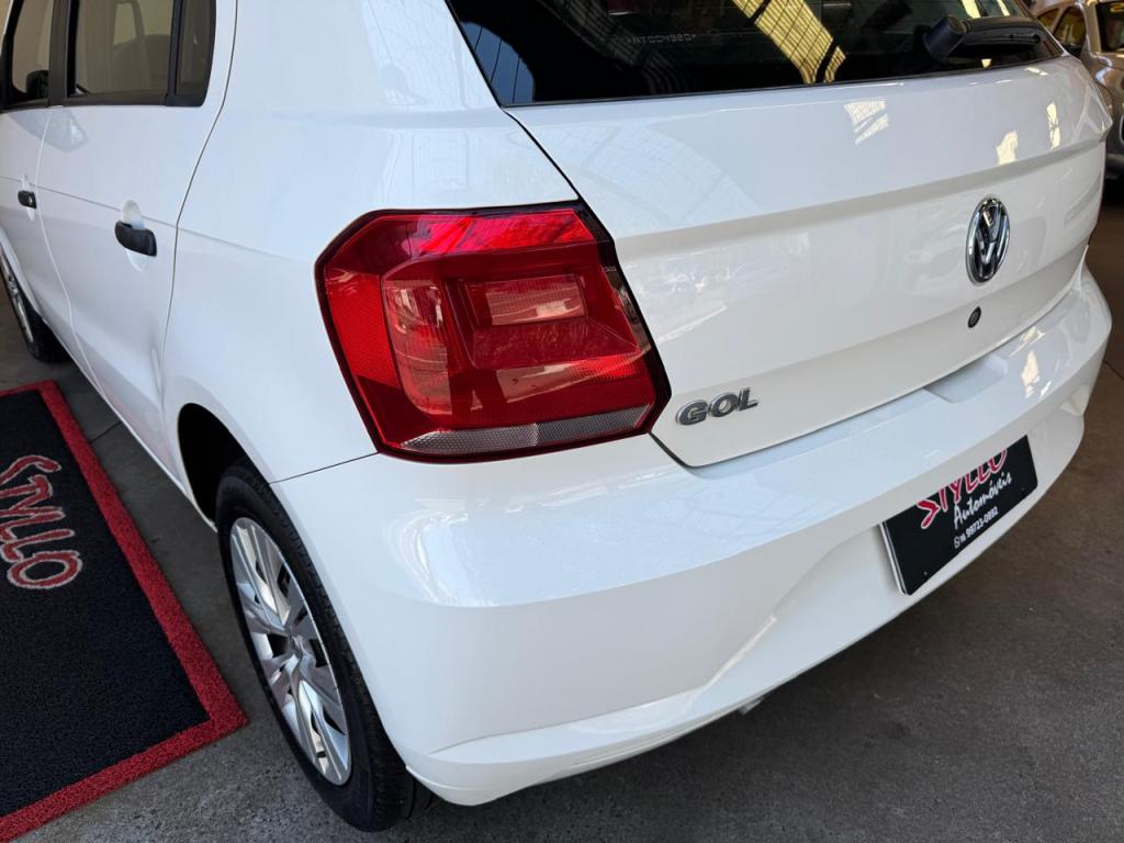 VOLKSWAGEN Gol - Foto