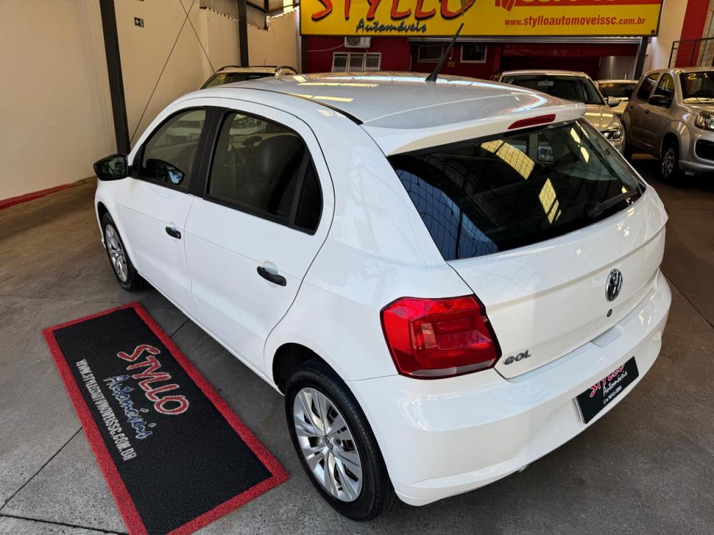 VOLKSWAGEN Gol - Foto