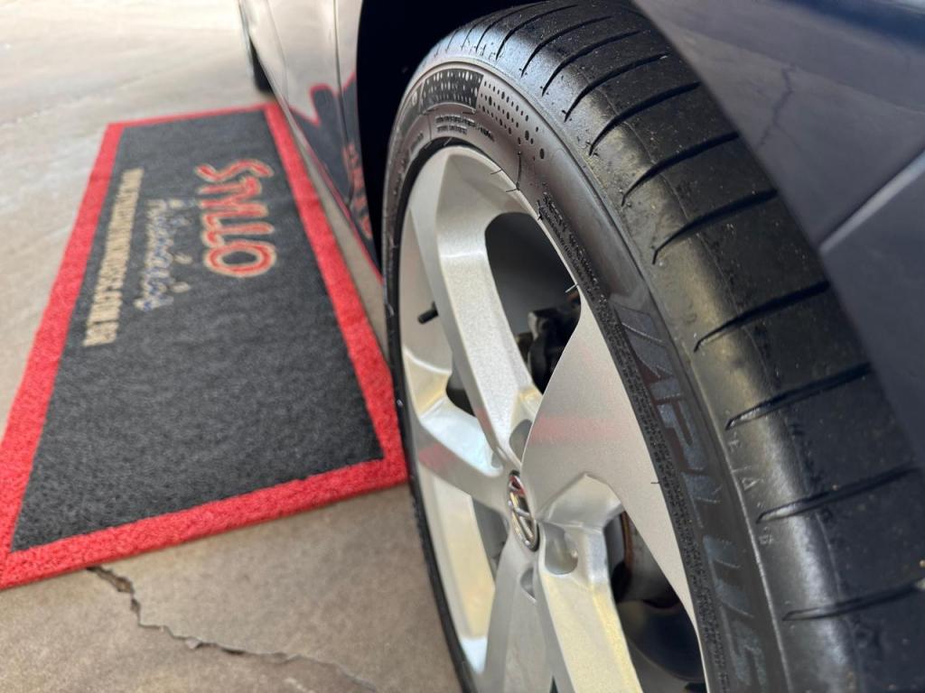 VOLKSWAGEN Golf - Foto