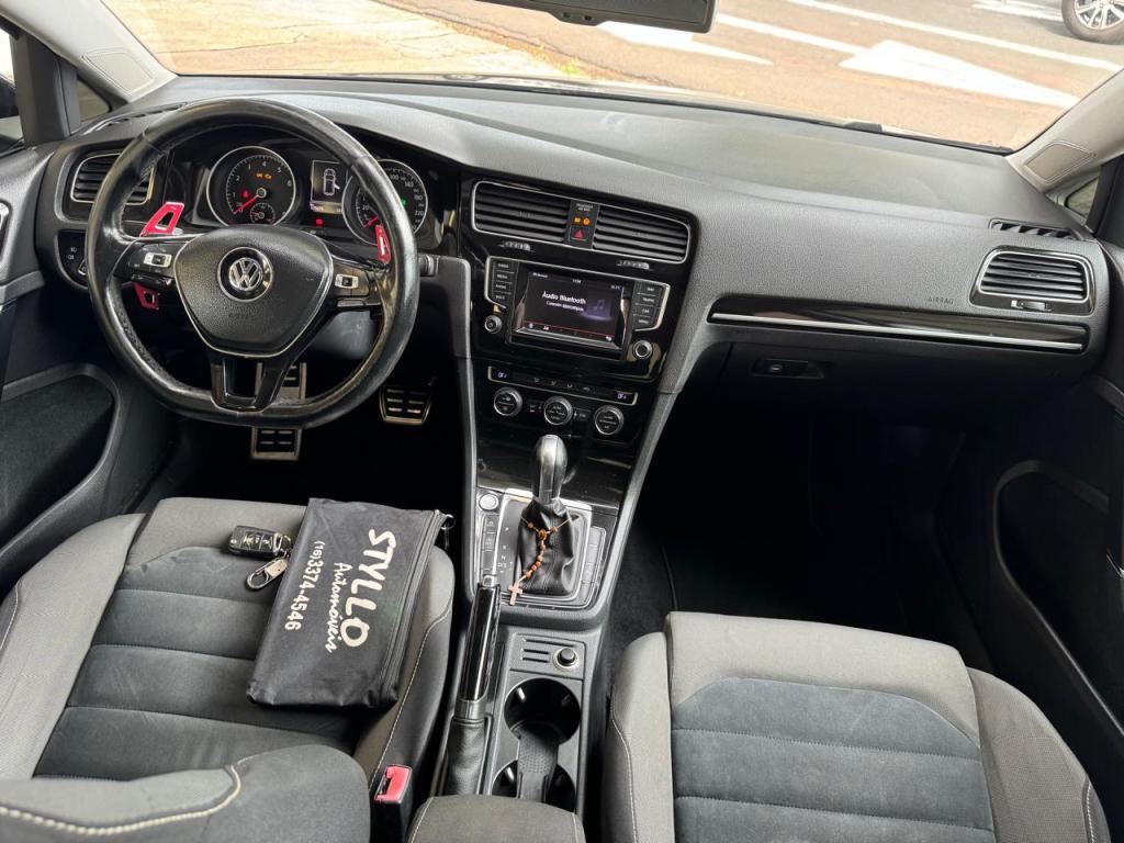 VOLKSWAGEN Golf - Foto