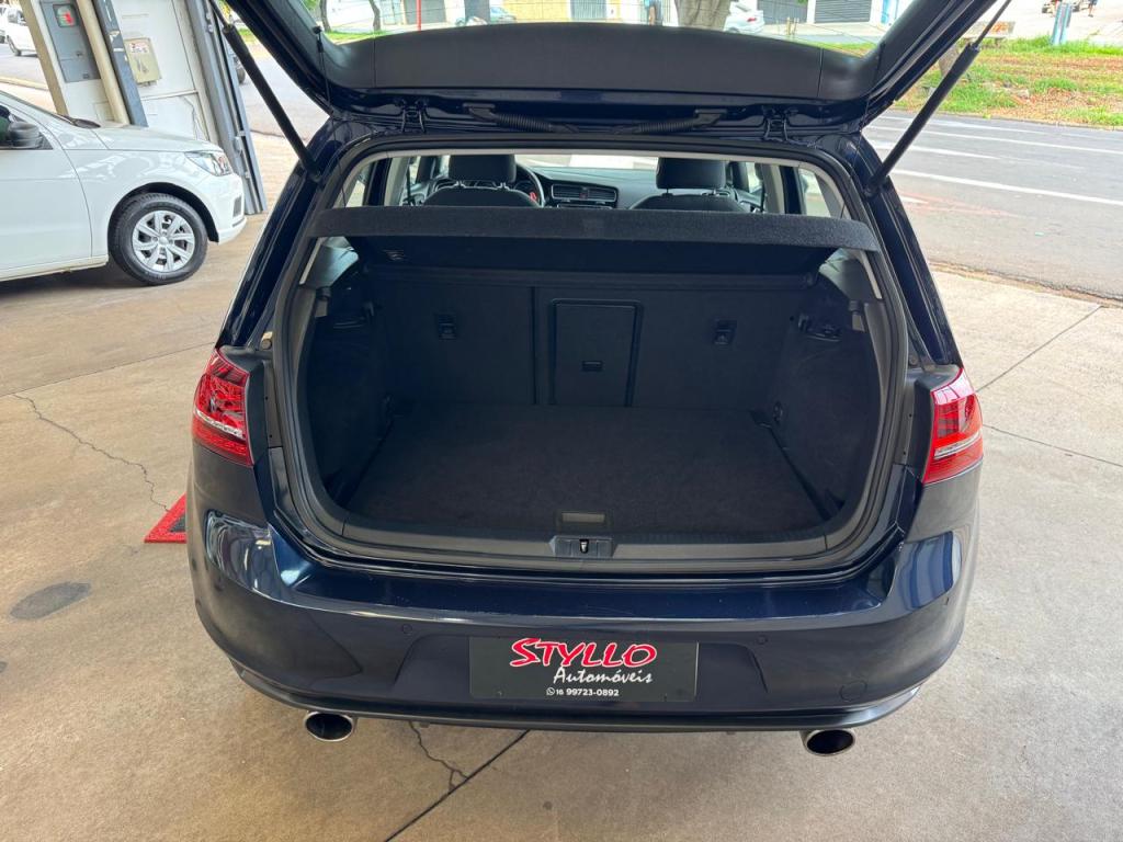 VOLKSWAGEN Golf - Foto