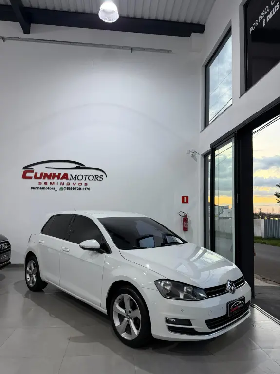 VOLKSWAGEN Golf - Foto