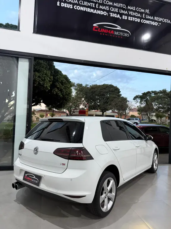 VOLKSWAGEN Golf - Foto