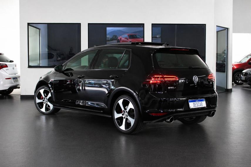 VOLKSWAGEN Golf - Foto