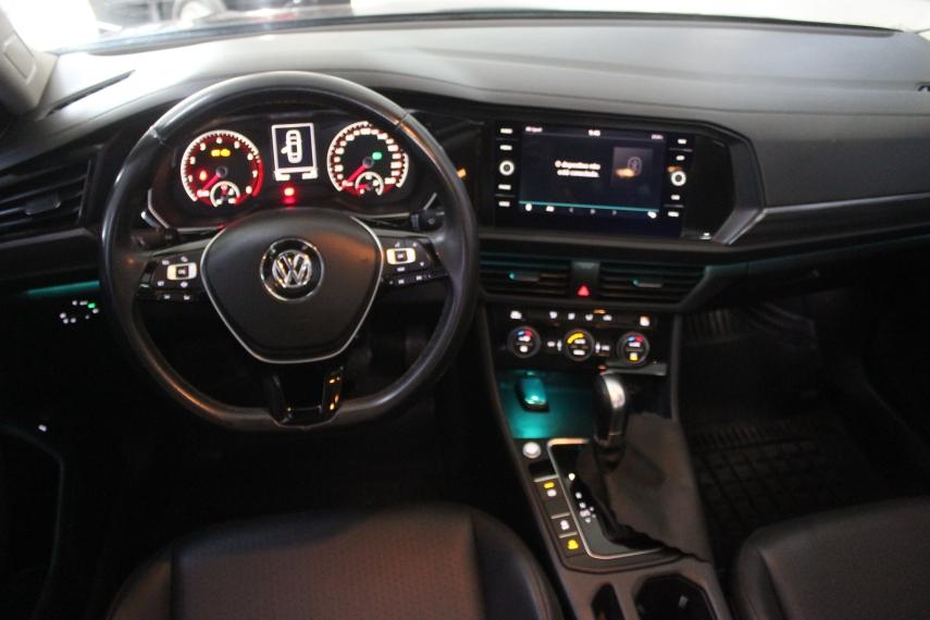 VOLKSWAGEN Jetta - Foto