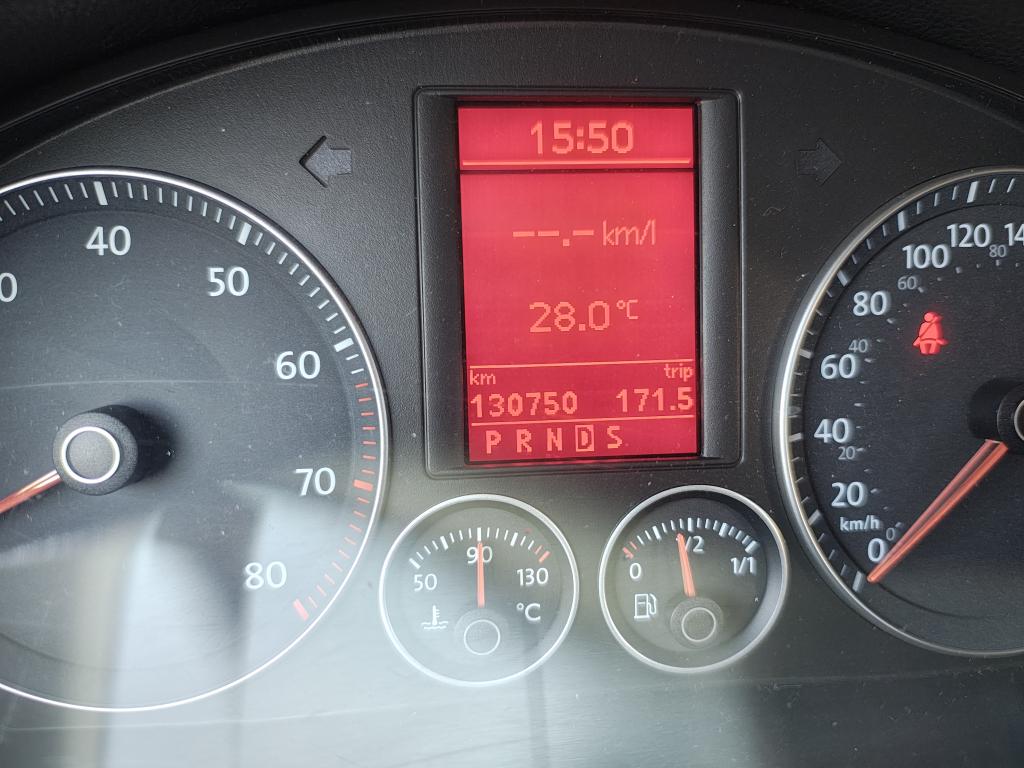 VOLKSWAGEN Jetta - Foto