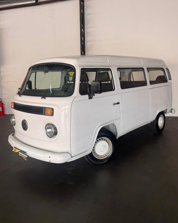 VOLKSWAGEN Kombi - Foto