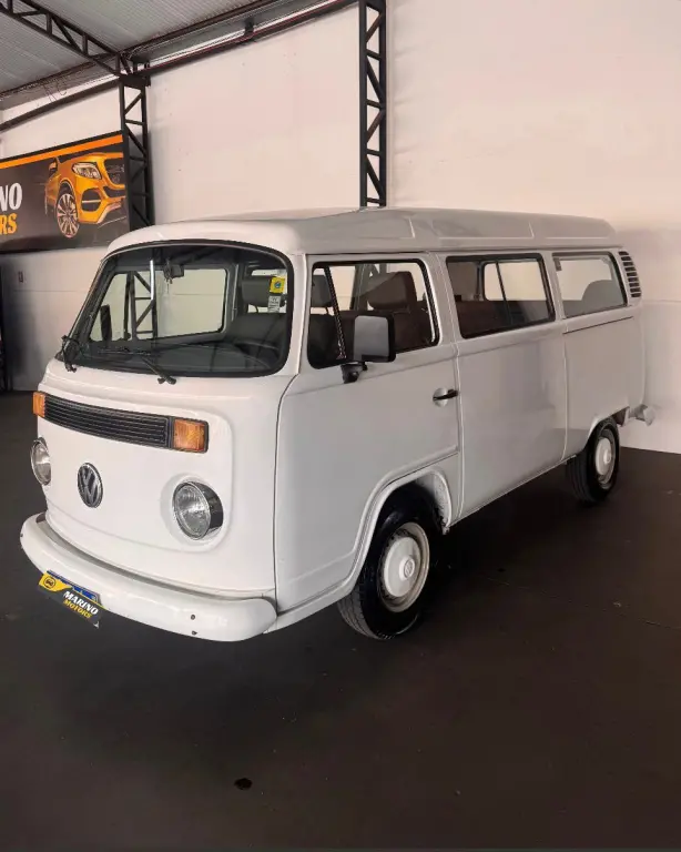 VOLKSWAGEN Kombi - Foto