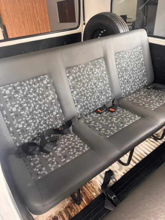 VOLKSWAGEN Kombi - Foto