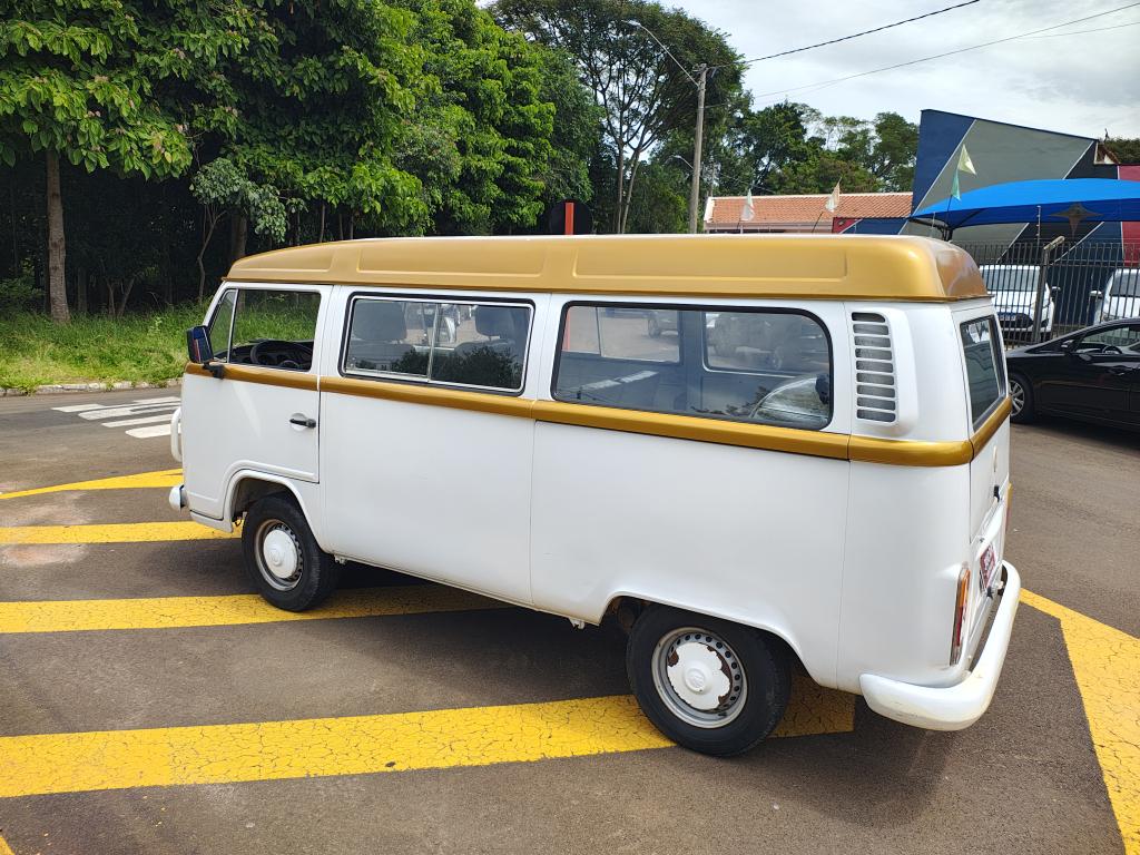 VOLKSWAGEN Kombi - Foto