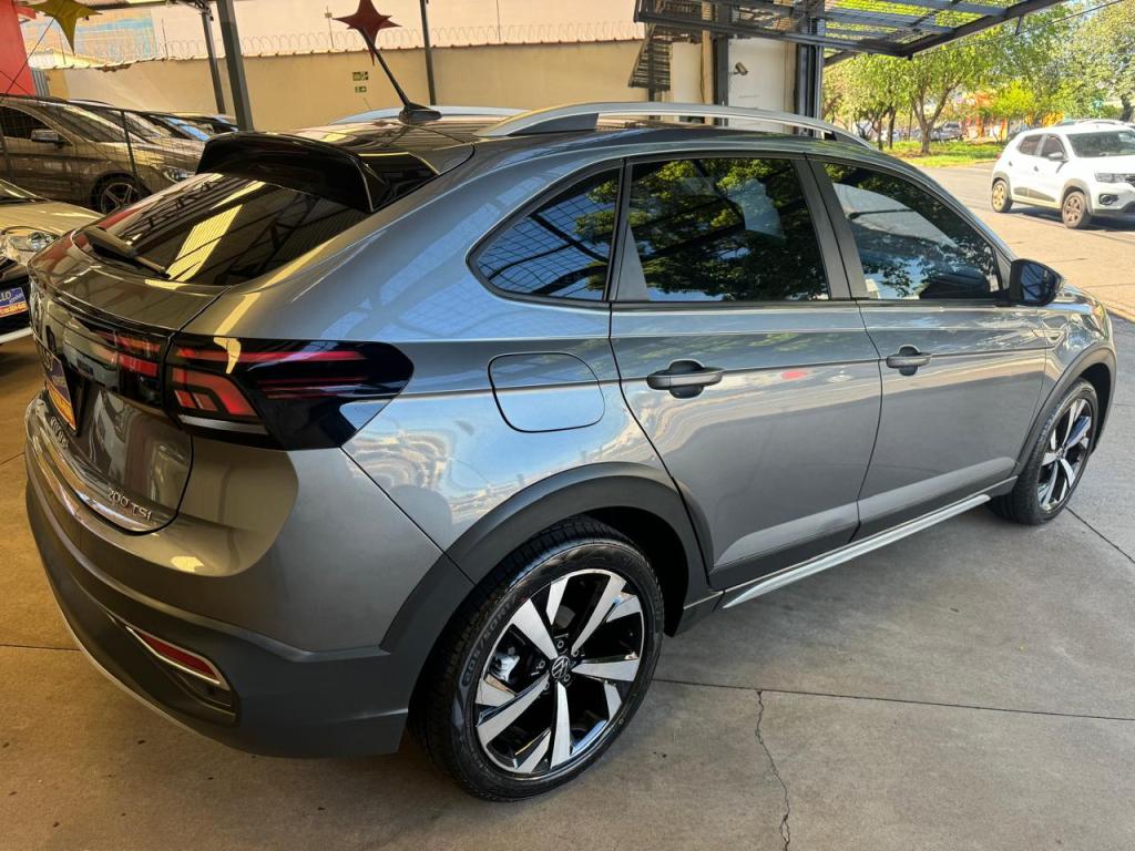 VOLKSWAGEN Nivus - Foto