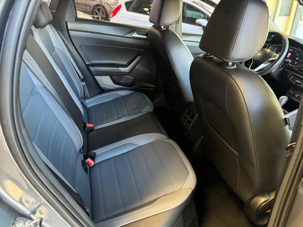 VOLKSWAGEN Nivus - Foto