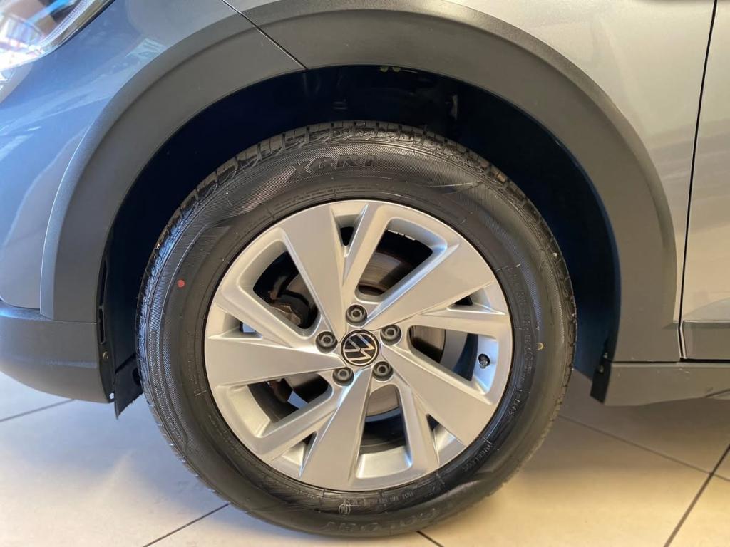 VOLKSWAGEN Nivus - Foto