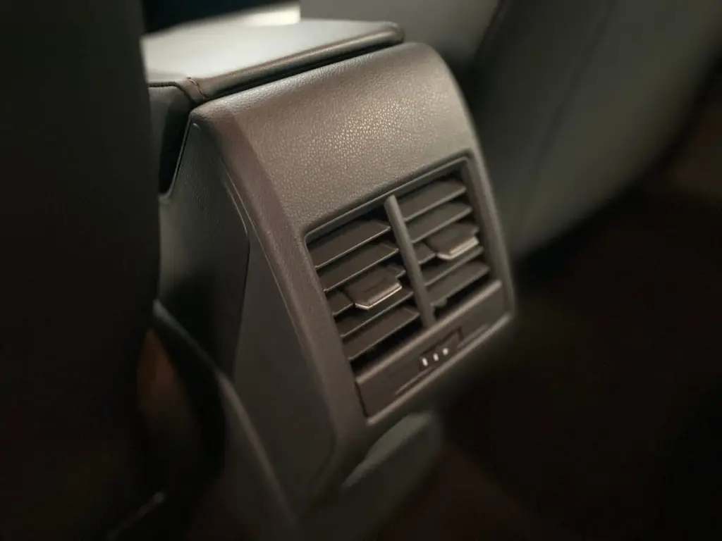 VOLKSWAGEN Nivus - Foto