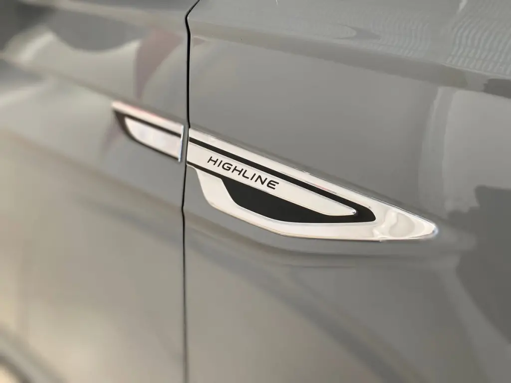 VOLKSWAGEN Nivus - Foto