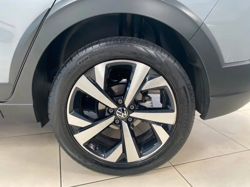 VOLKSWAGEN Nivus - Foto
