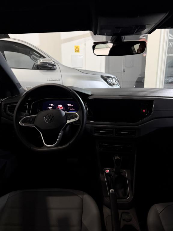 VOLKSWAGEN Nivus - Foto