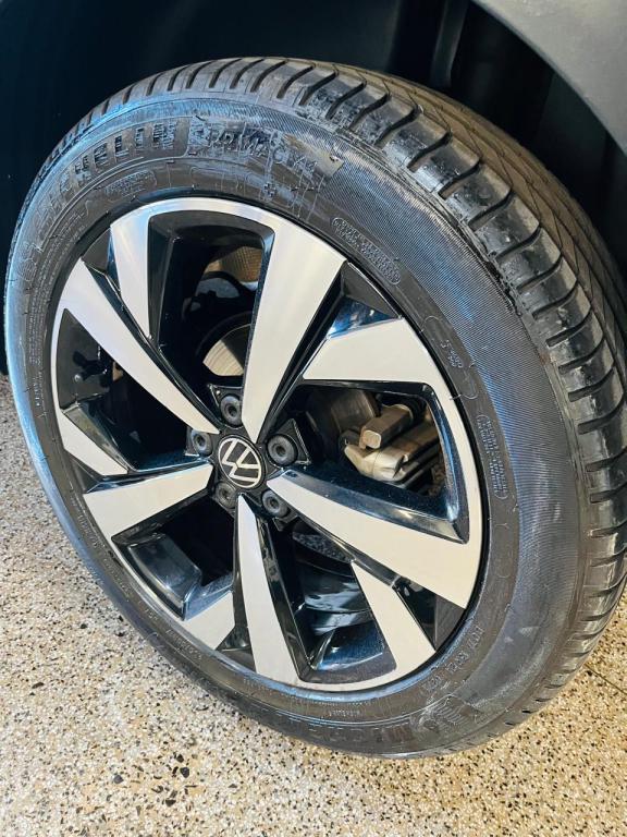 VOLKSWAGEN Nivus - Foto