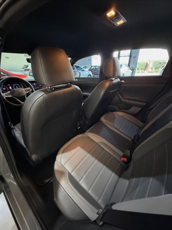 VOLKSWAGEN Nivus - Foto