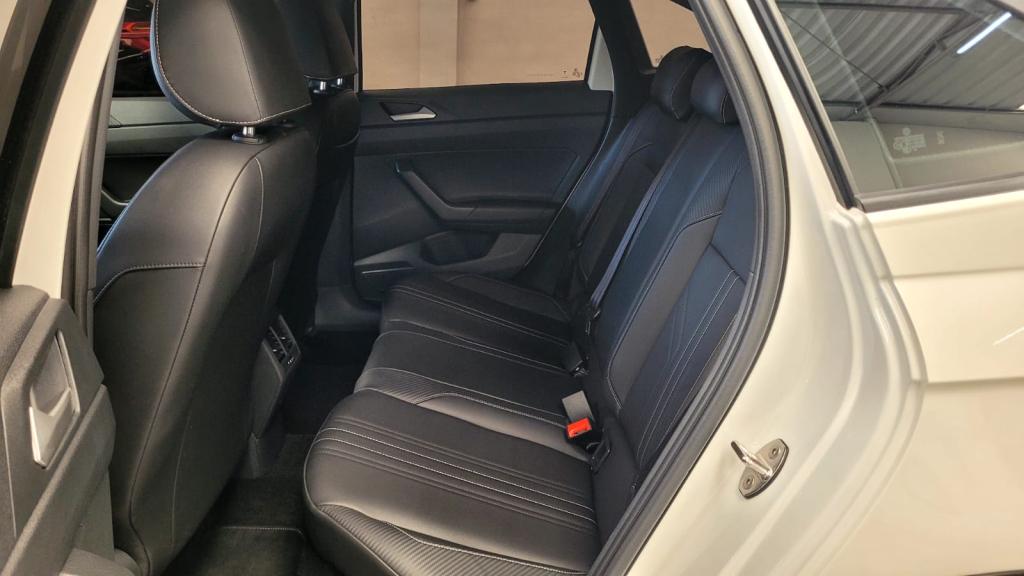 VOLKSWAGEN Nivus - Foto