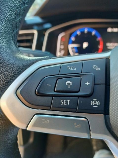VOLKSWAGEN Nivus - Foto