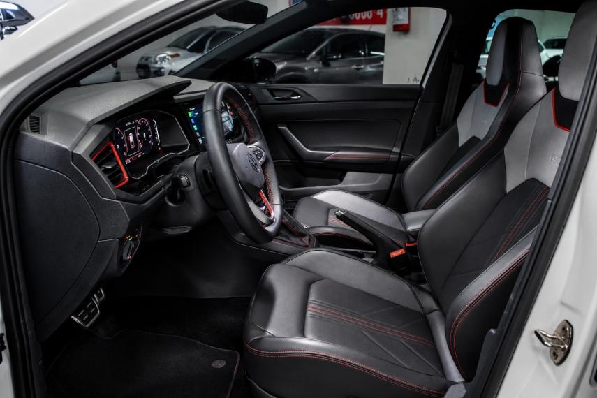 VOLKSWAGEN Nivus - Foto