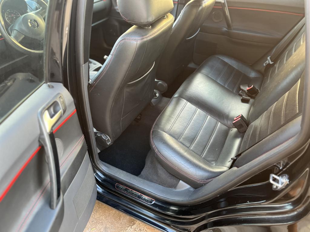 VOLKSWAGEN Polo Hatch - Foto