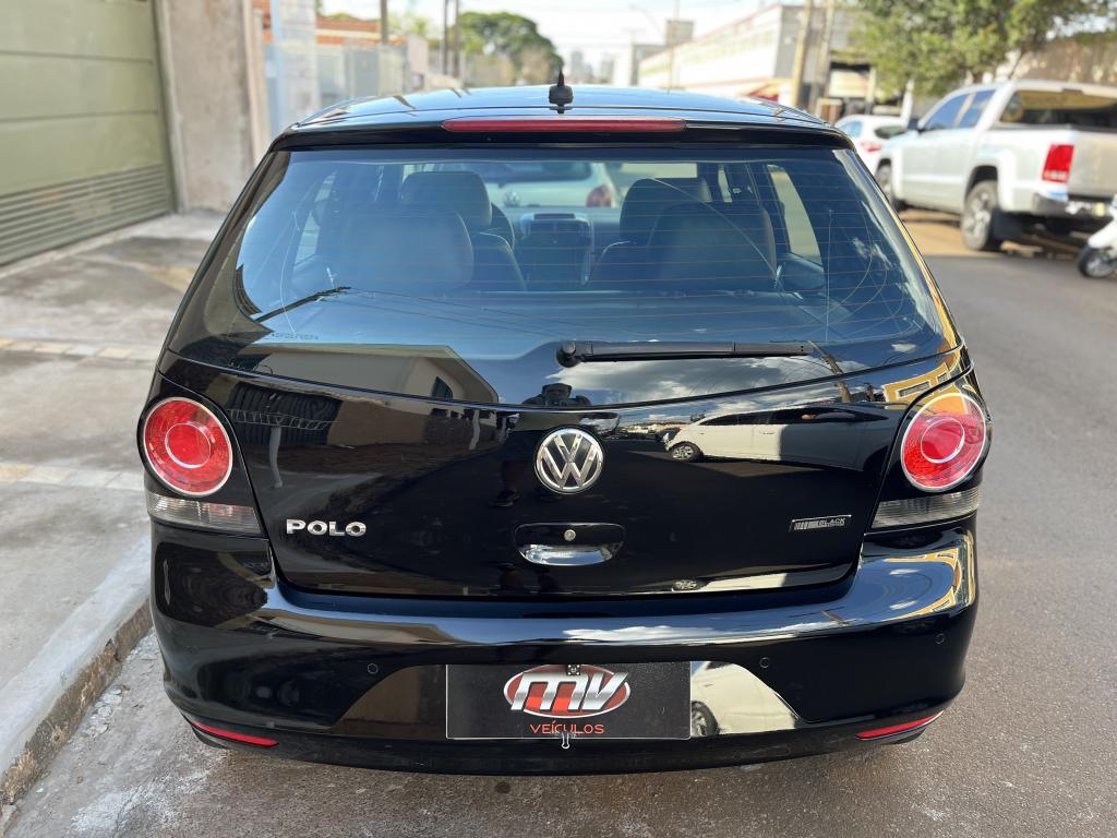 VOLKSWAGEN Polo Hatch - Foto