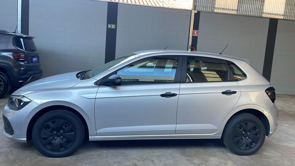 VOLKSWAGEN Polo Hatch - Foto