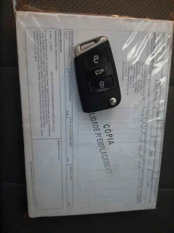 VOLKSWAGEN Polo Hatch - Foto