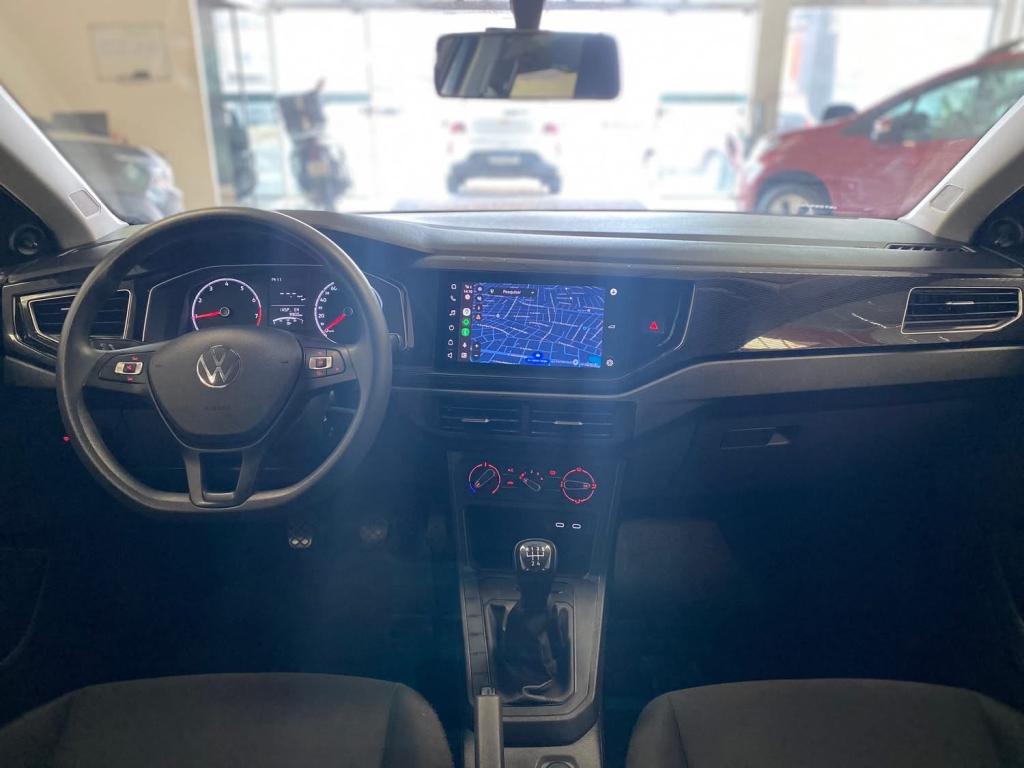 VOLKSWAGEN Polo Hatch - Foto