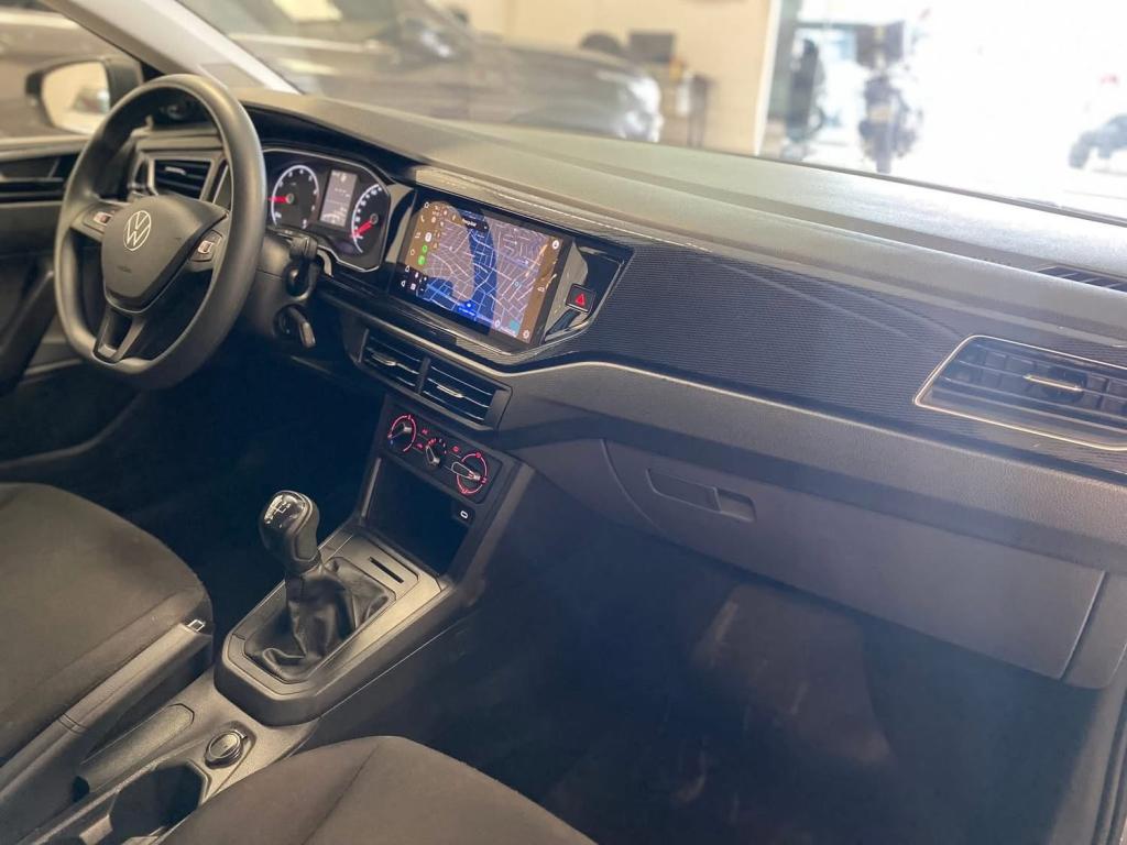 VOLKSWAGEN Polo Hatch - Foto