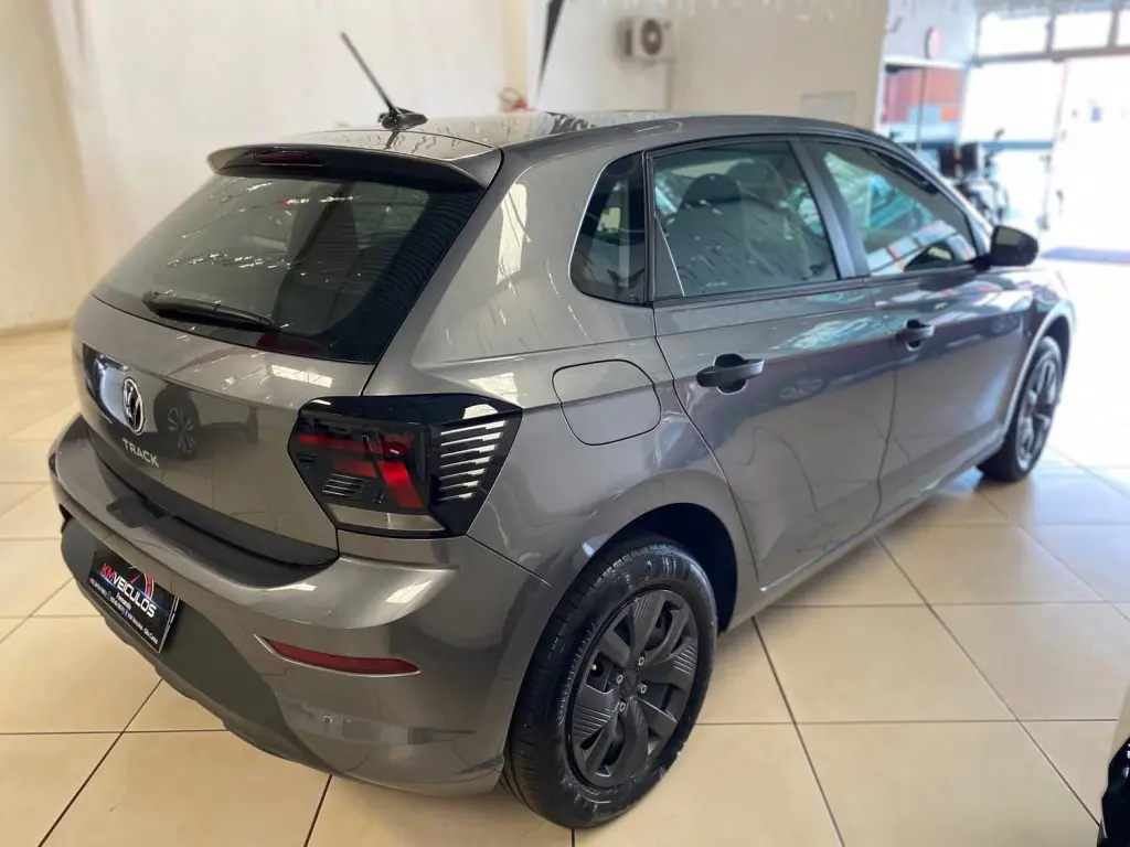 VOLKSWAGEN Polo Hatch - Foto