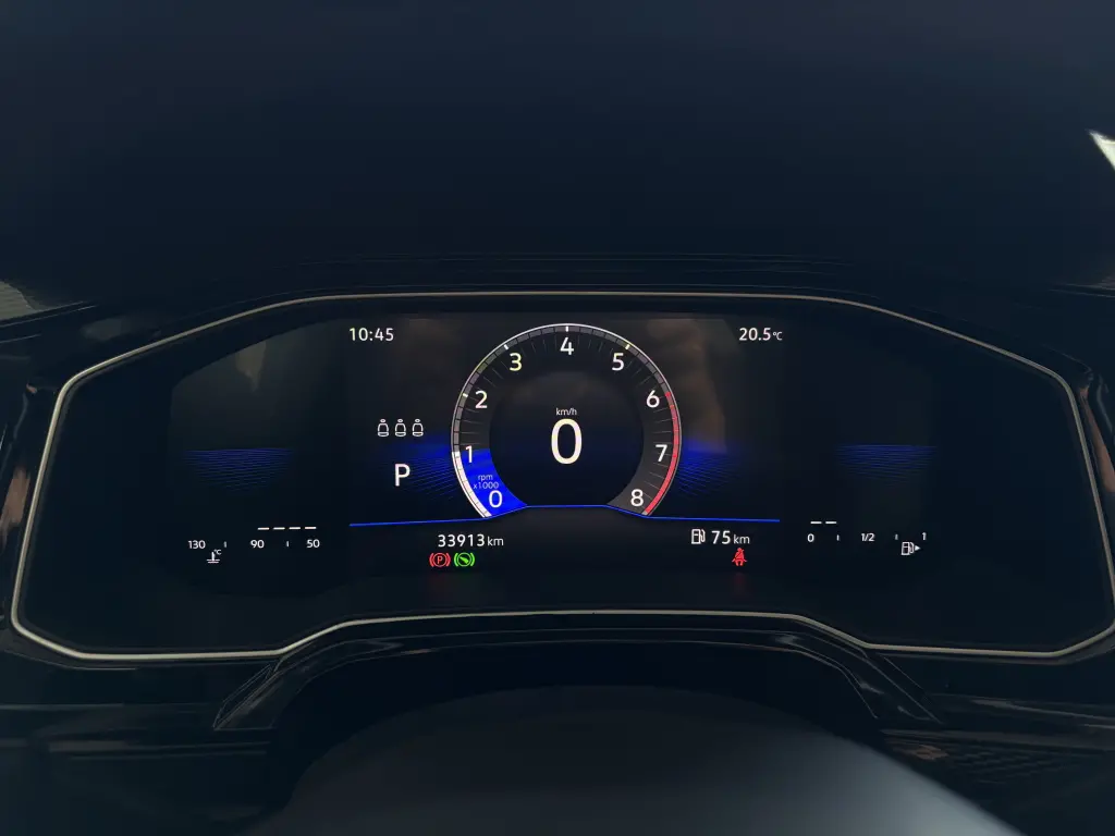 VOLKSWAGEN Polo Hatch - Foto