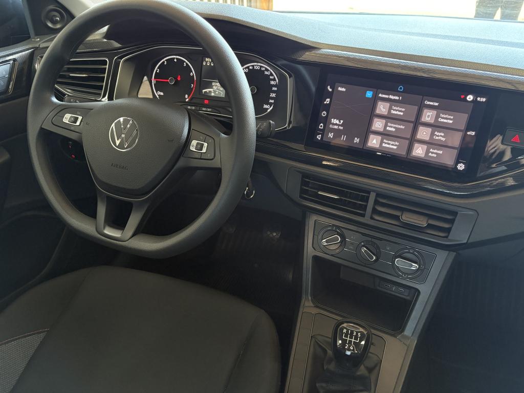 VOLKSWAGEN Polo Hatch - Foto