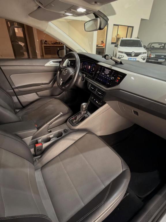 VOLKSWAGEN Polo Hatch - Foto