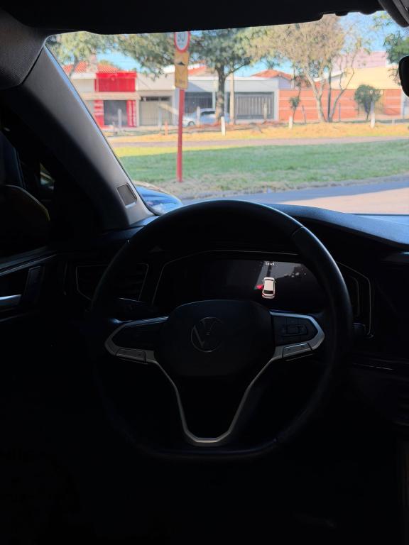 VOLKSWAGEN Polo Hatch - Foto