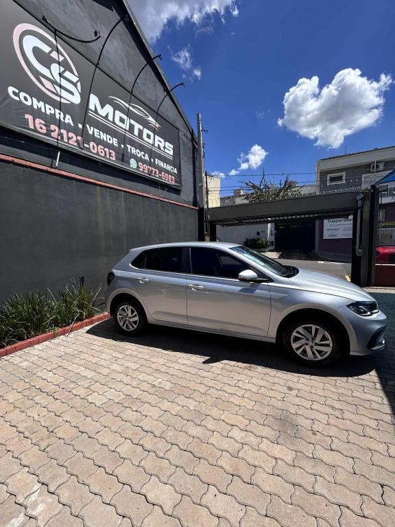 VOLKSWAGEN Polo Hatch - Foto