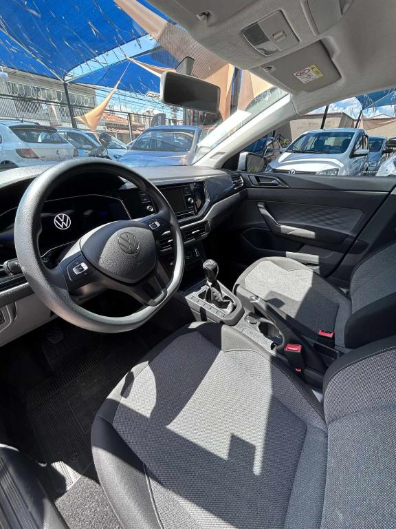 VOLKSWAGEN Polo Hatch - Foto